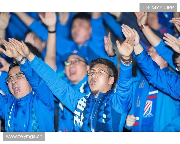 沪媒：国脚提醒防范裁判关注 球迷2800人远征客场助威